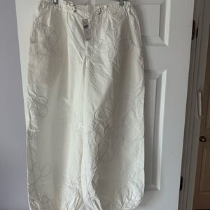 New with tags Pilot Embroidered Parechute pants size LP